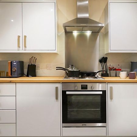 25 Newborough By Stay In سكرابورو المظهر الخارجي الصورة